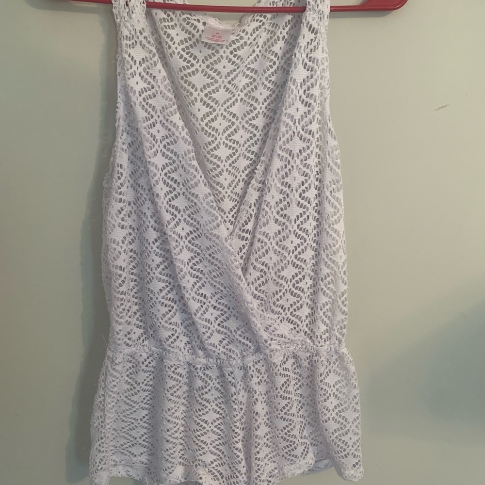 adorable white swimsuit cover up size medium!!